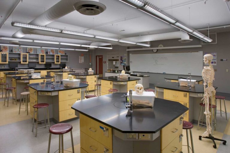 Colton High School – Math & Science Classroom Buildings Interior