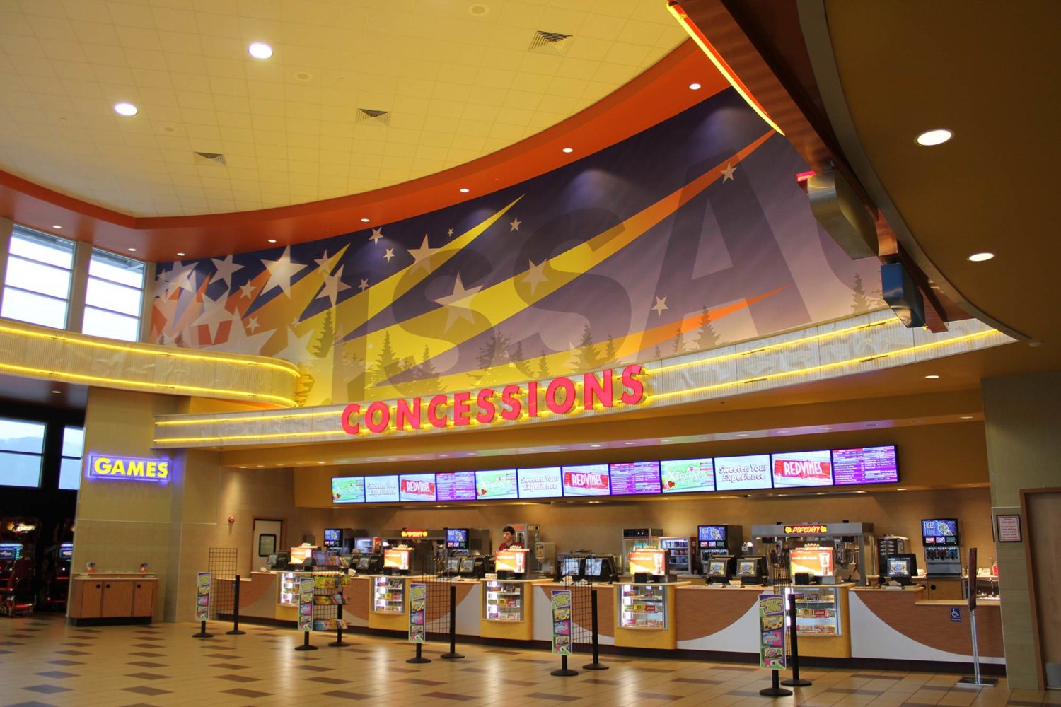 Regal Theaters Grand Ridge Plaza Issaquah, Washington, Interior